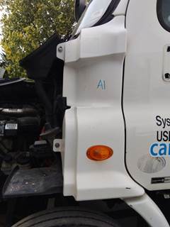 Freightliner Cascadia 113 Left Cowl