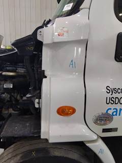 Freightliner Cascadia 113 Left Cowl