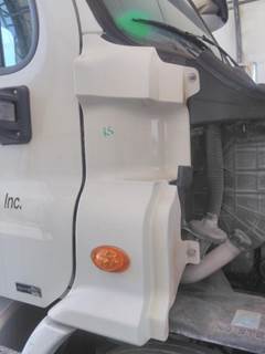 Freightliner Cascadia 113 Right Cowl