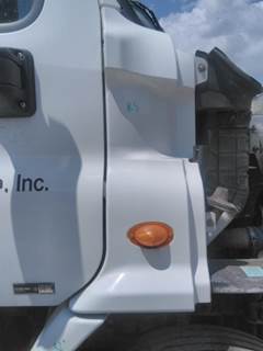 Freightliner Cascadia 113 Right Cowl