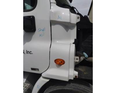 Freightliner Cascadia 113 Right Cowl