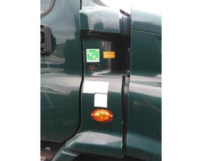 Freightliner Cascadia 113 Right Cowl