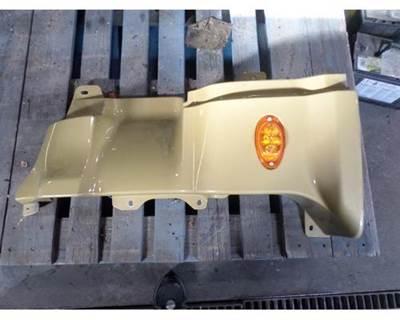 Freightliner Cascadia 113 Right Cowl