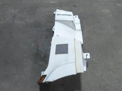 Freightliner Cascadia 116 Right Cowl