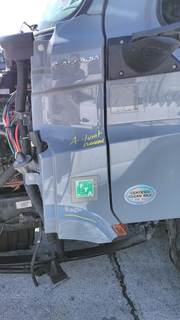 Freightliner Cascadia 116 Left Cowl