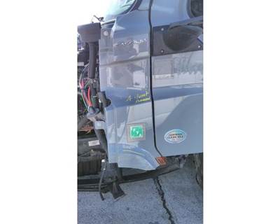 Freightliner Cascadia 116 Left Cowl