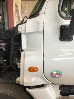 Freightliner Cascadia 125 Left Cowl