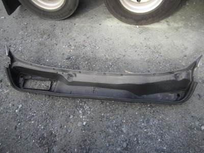 Freightliner Cascadia 125 Cowl