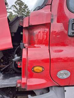 Freightliner Cascadia 125 Left Cowl