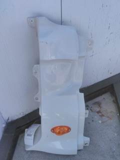 Freightliner Cascadia 125 Right Cowl