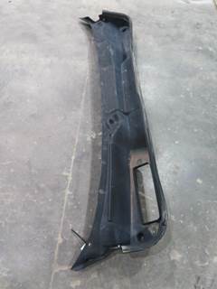 Freightliner Cascadia 125 Cowl