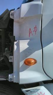 Freightliner Cascadia 125 Left Cowl