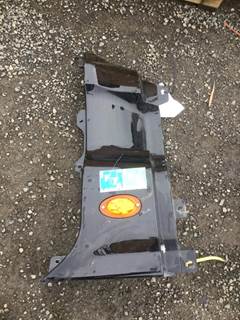 Freightliner Cascadia 125 Right Cowl