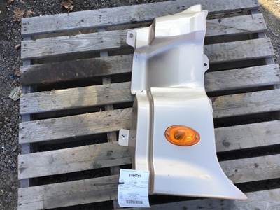 Freightliner Cascadia 125 Left Cowl