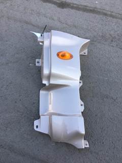 Freightliner Cascadia 125 Right Cowl