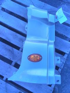 Freightliner Cascadia 125 Right Cowl