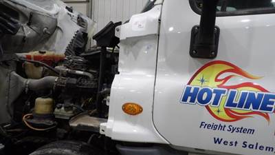 Freightliner Cascadia 125 Left Cowl