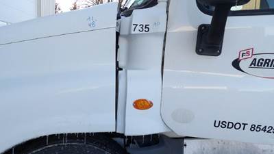 Freightliner Cascadia 125 Left Cowl