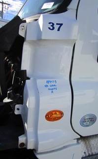 Freightliner Cascadia 125 Left Cowl