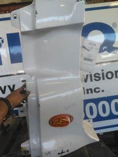 Freightliner Cascadia 125 Left Cowl