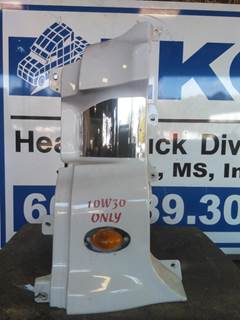 Freightliner Cascadia 125 Left Cowl