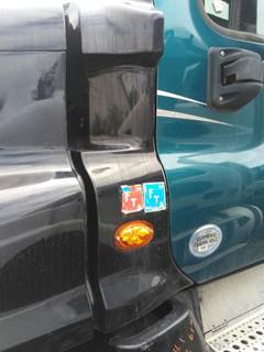 Freightliner Cascadia 125 Left Cowl