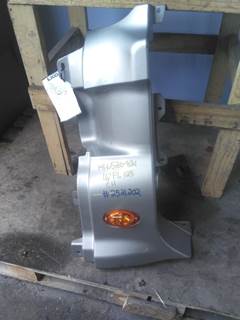 Freightliner Cascadia 125 Left Cowl