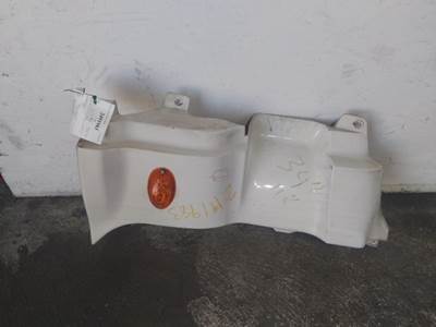 Freightliner Cascadia 125 Right Cowl