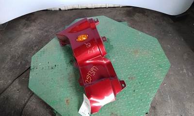 Freightliner Cascadia 125 Left Cowl