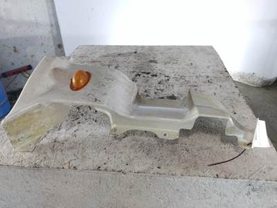 Freightliner Cascadia 125 Left Cowl