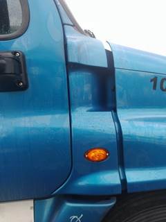 Freightliner Cascadia 125 Right Cowl