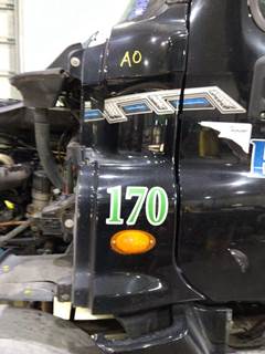 Freightliner Cascadia 125 Left Cowl