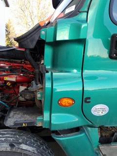 Freightliner Cascadia 125 Left Cowl