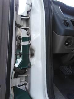 Freightliner Cascadia 125 Left Cowl