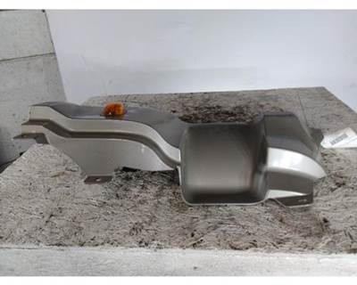 Freightliner Cascadia 125 Right Cowl