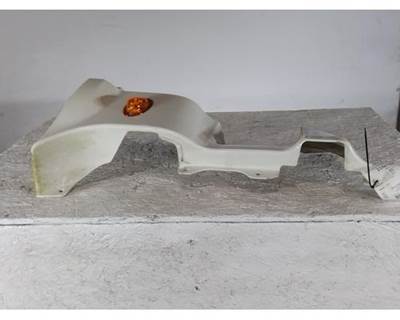 Freightliner Cascadia 125 Left Cowl