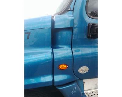 Freightliner Cascadia 125 Left Cowl