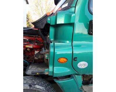 Freightliner Cascadia 125 Left Cowl