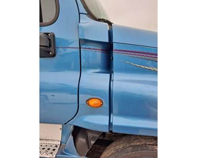 Freightliner Cascadia 125 Left Cowl