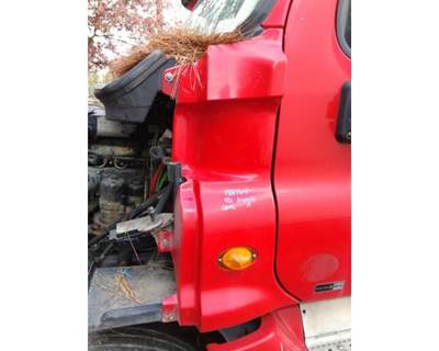 Freightliner Cascadia 125 Left Cowl