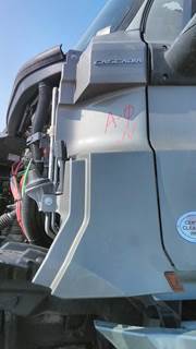 Freightliner Cascadia 126 Left Cowl