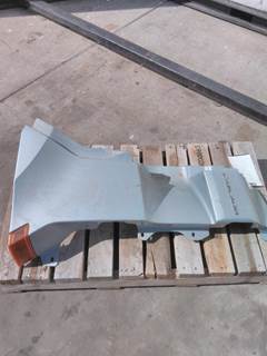 Freightliner Cascadia 126 Left Cowl