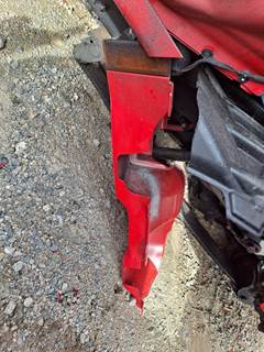 Freightliner Cascadia 126 Right Cowl