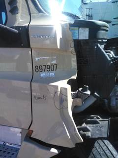 Freightliner Cascadia 126 Right Cowl