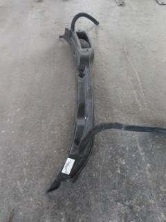 Freightliner Cascadia 126 Cowl