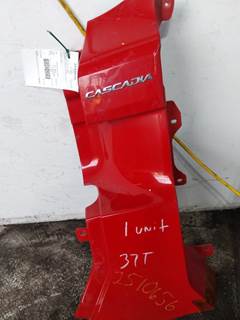 Freightliner Cascadia 126 Left Cowl