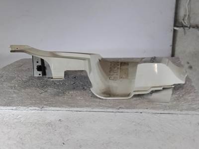 Freightliner Cascadia 126 Right Cowl