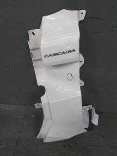 Freightliner Cascadia 126 Left Cowl