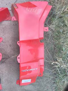 Freightliner Cascadia 126 Right Cowl