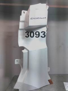 Freightliner Cascadia 126 Left Cowl